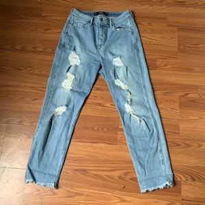 Hollister 9R curvy ultra high rise mom jeans